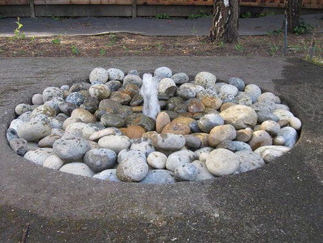 Vanishing Water Into Hidden Stone