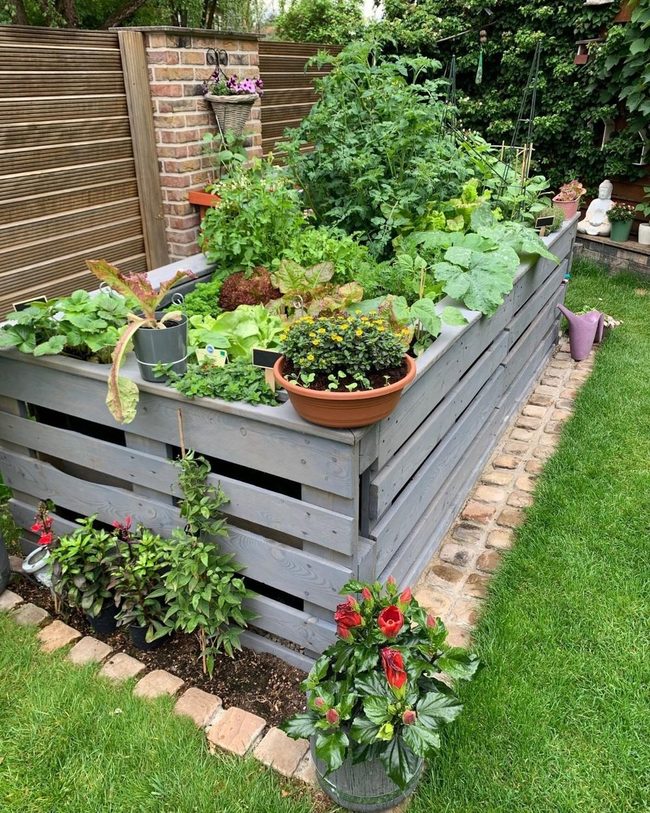 Elevated Wood Garden Beds
