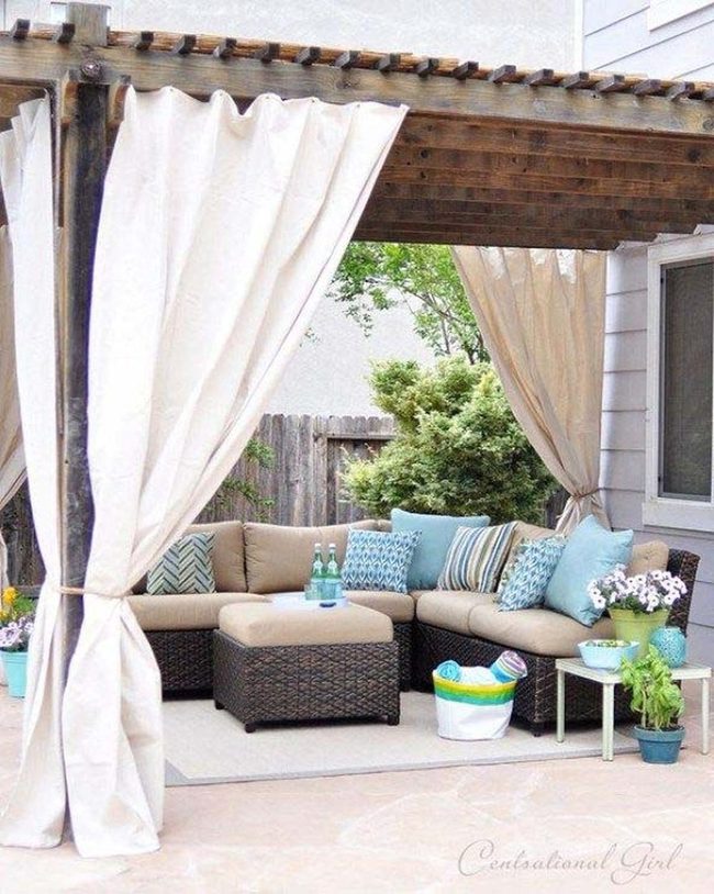 Flowing White Fabric Beach Retreat
