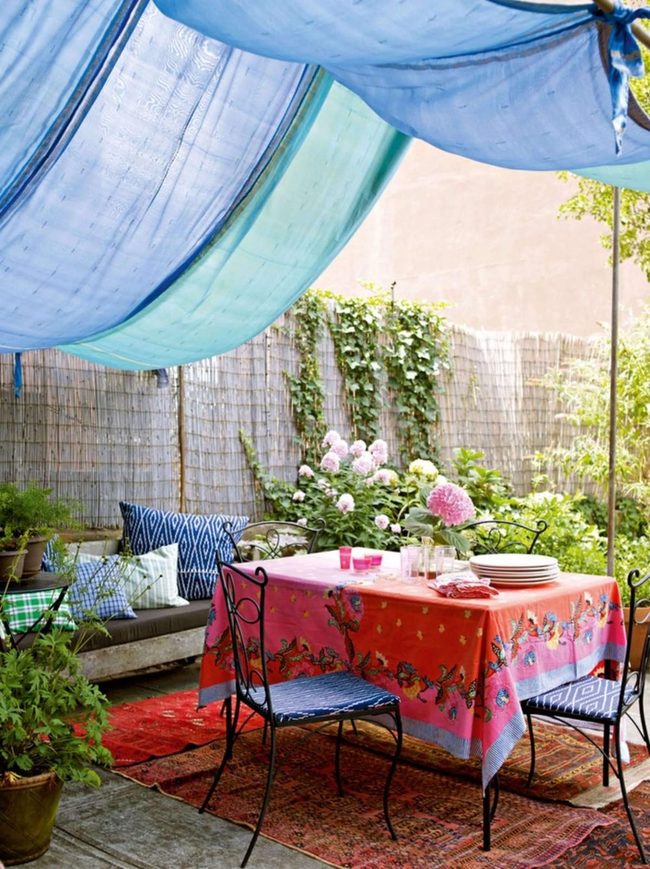 Flowing Fabric Outdoor Shade