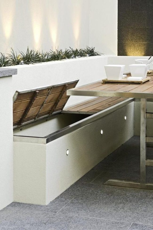 Wooden Tables, Metal Legs, Green Plants