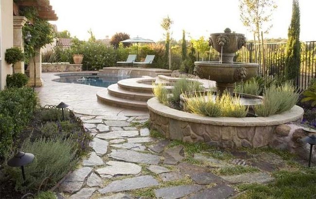 Stone Lion Fountain Garden Centerpiece