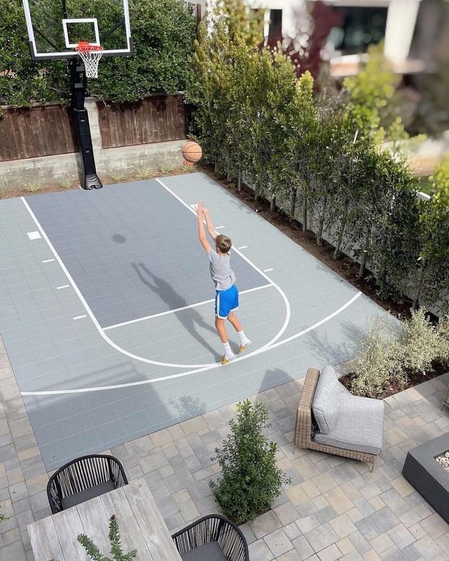 Grey Court With Built-In Seating