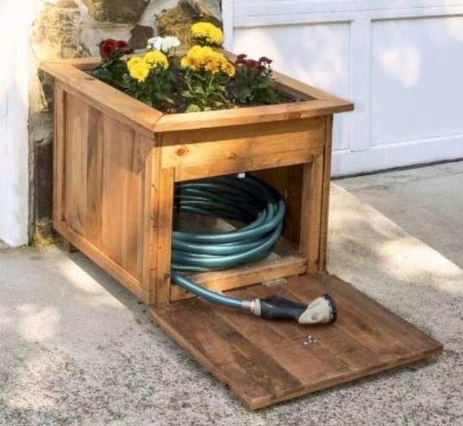 Wooden Hose Holder Double Duty
