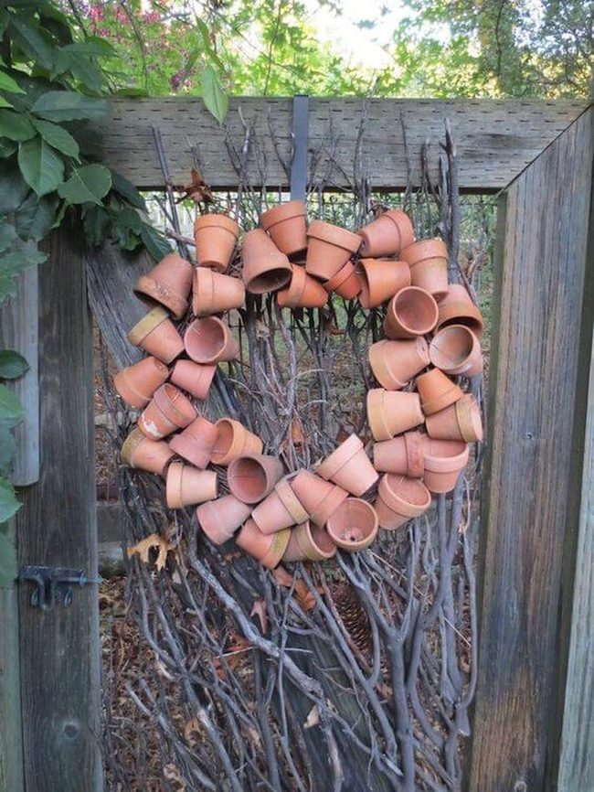 Terracotta Pots Living Wreath