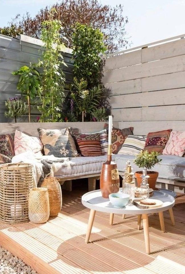 Light Wood Deck Patio Oasis
