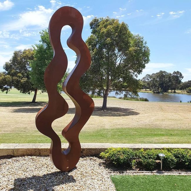 Polished Metal Garden Flow