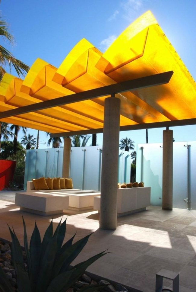 Golden Canopy Outdoor Retreat