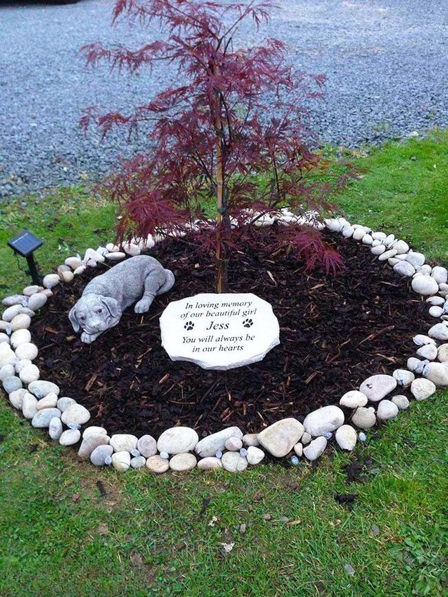 Red Maple Memorial Garden Stone