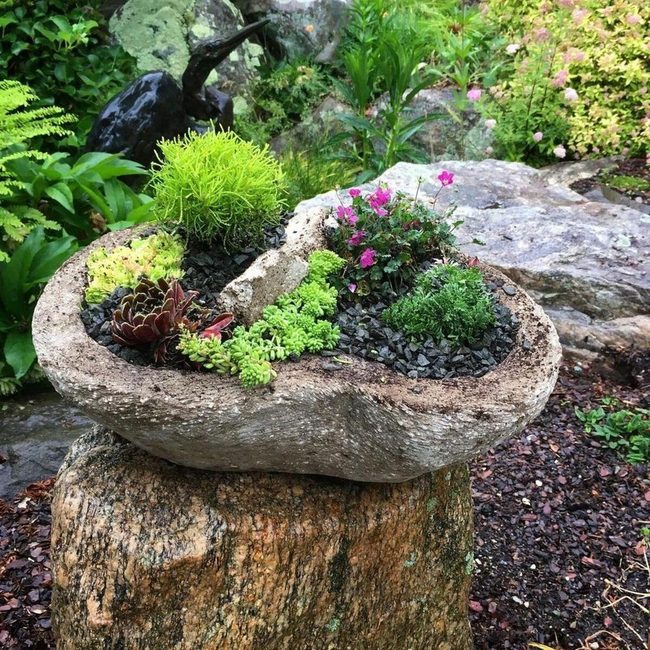 Lightweight Stone Garden Concrete Planter
