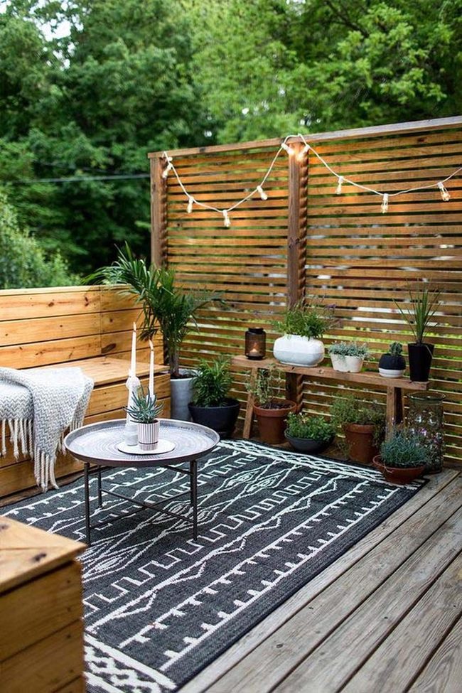 Wooden Diy Sofa With Privacy Screen