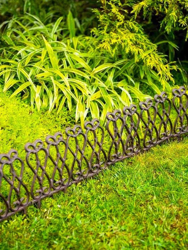 Ornate Iron Edges Garden Definition
