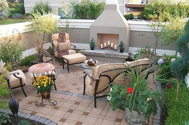 Seasonal Blooms Stone Courtyard