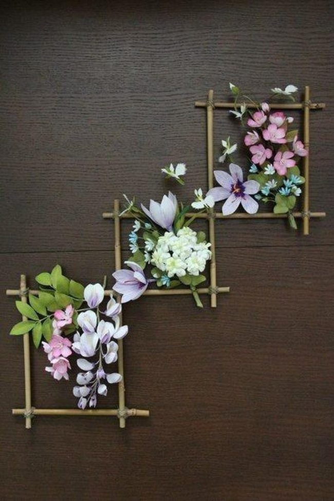 Bamboo Frames, Pastel Blooms