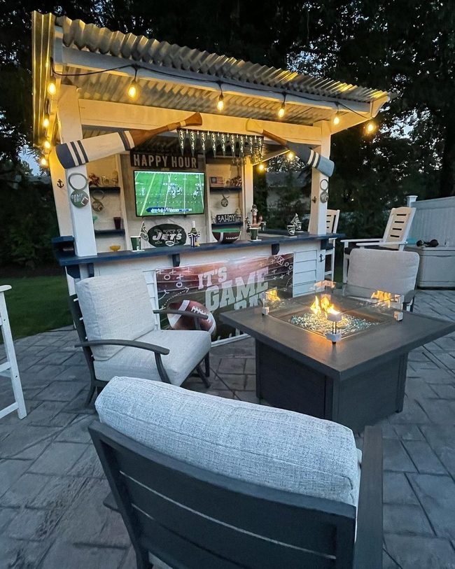 Firelit Family Game Night Under Stars
