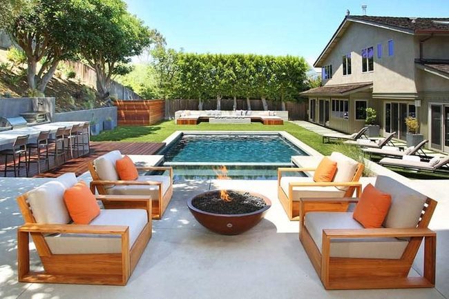 Natural Tree Privacy Walls Outdoor