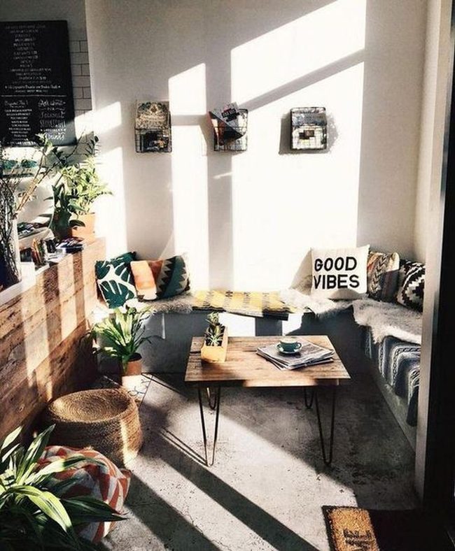 Green Coffee Corner With Ferns
