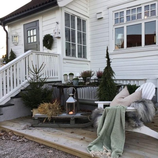 White Porch, Green Plants, Calm