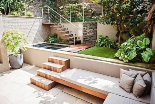 Poolside Garden With Stone Steps