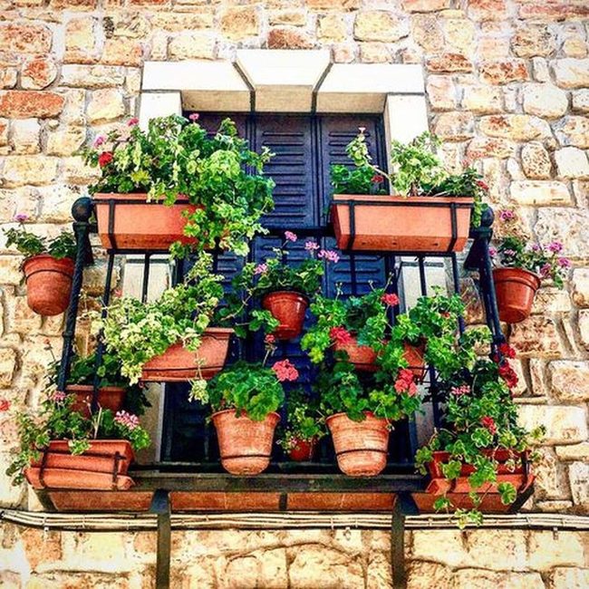 Stacked Terracotta Garden Walls