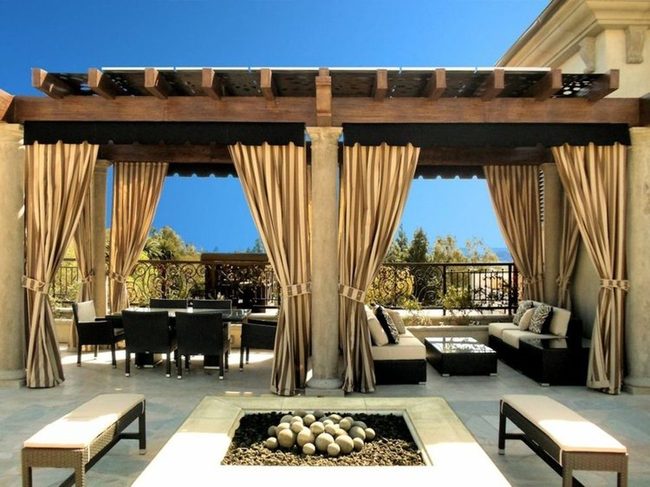 Open-Air Shade With Draped Elegance
