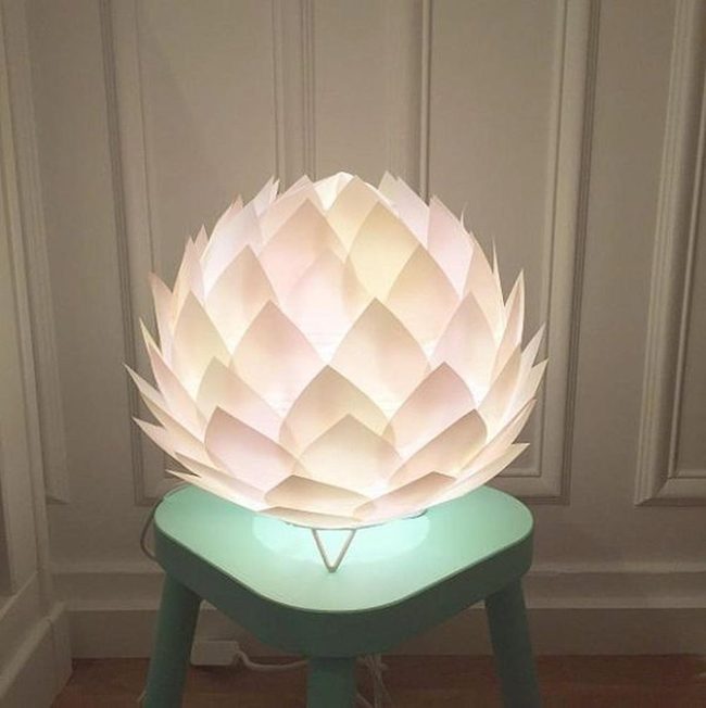 Flower Lamp Mint Green Accent