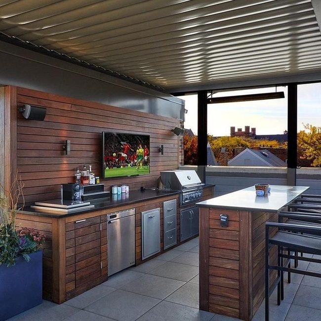 Urban Terrace With Living Greenery