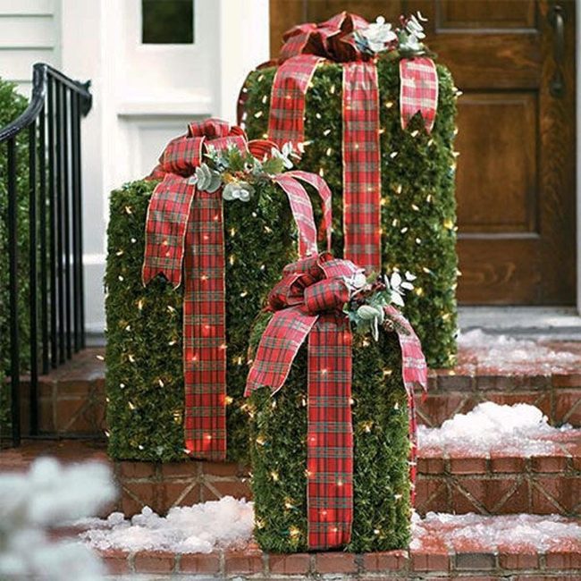 Glossy Green Boxes Red Plaid Ribbons