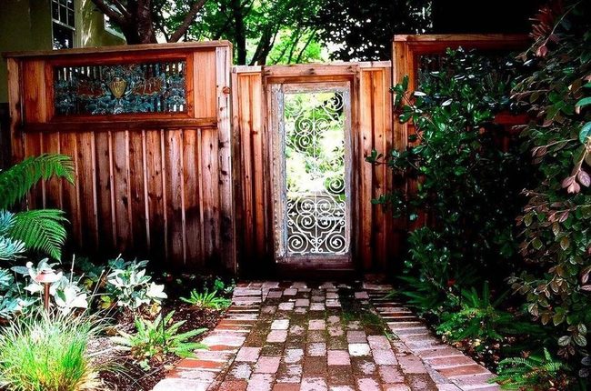 Warm Wood Meets Ornate Metal