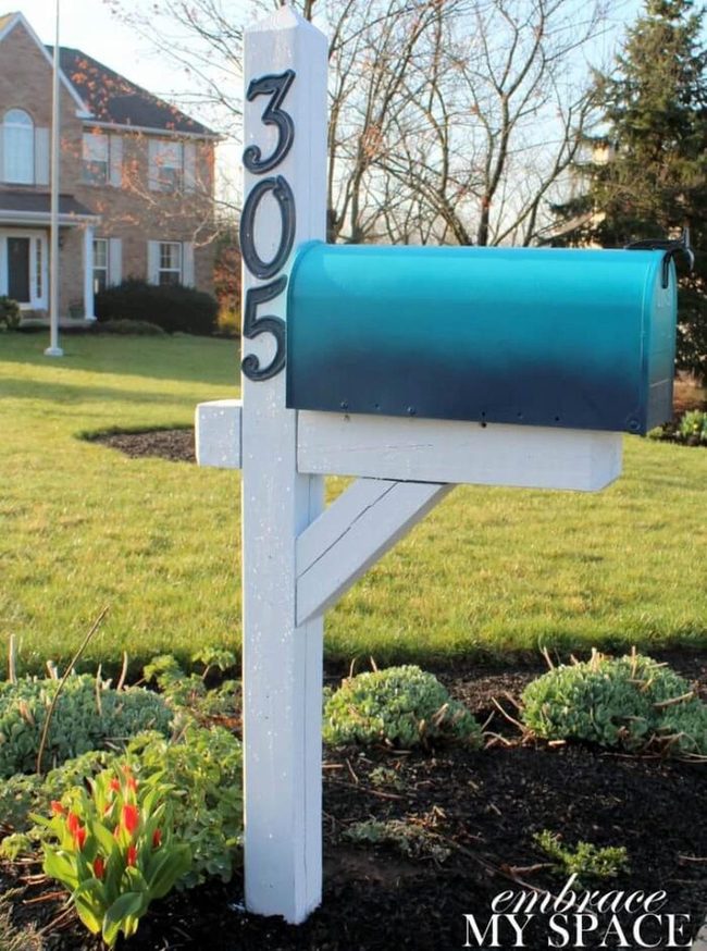 Ombre Gradient Mailbox Statement