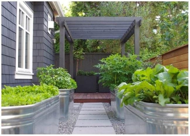 Weathered Metal Planters With Heat Protection