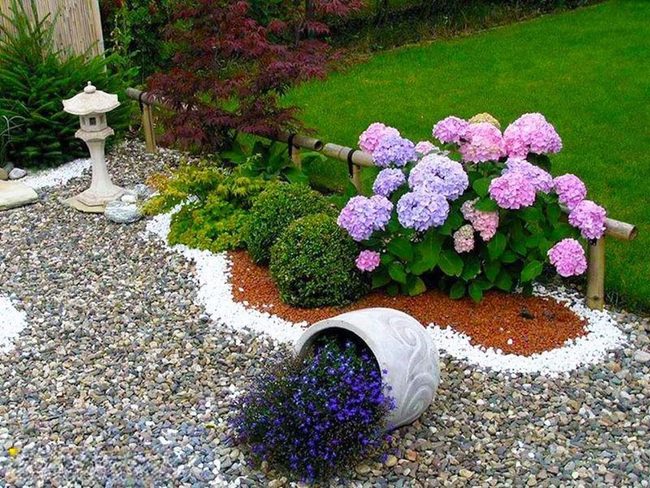 Stone Lantern Garden Retreat