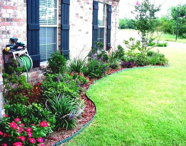 Colorful Blooms Crisp Lawn Edge