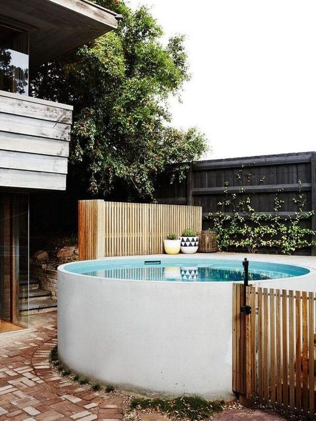 White Circle Pool Modern Backyard