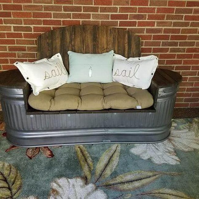 Metal Box Sofa Garden Escape
