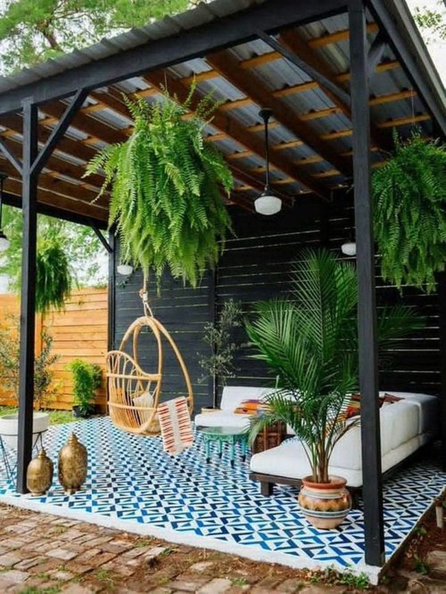 Wooden Frames With Cascading Green Ferns