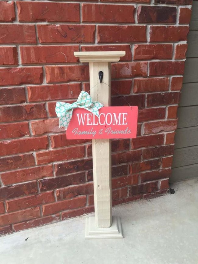 Slim Post Welcomes Guests Home