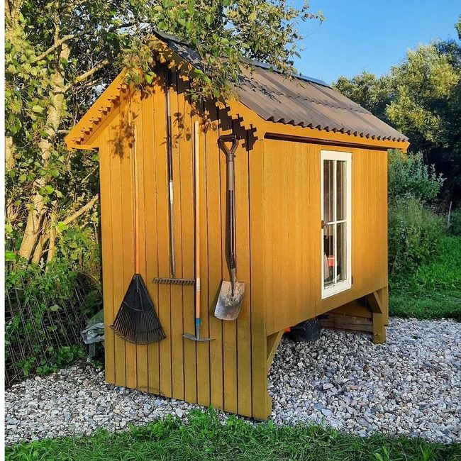 Bright Yellow Shed Natural Wood Details