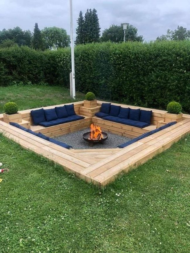 Sunken Wood Benches Around Firepit