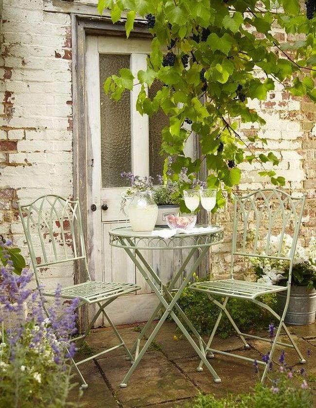 Lavender Bistro Among Fragrant Herbs