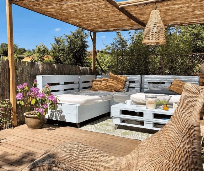 Woven Reed Pergola Shade