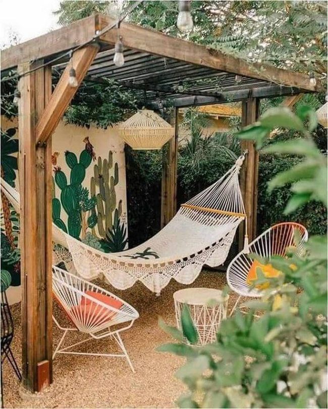 Green Canopy Dining Space