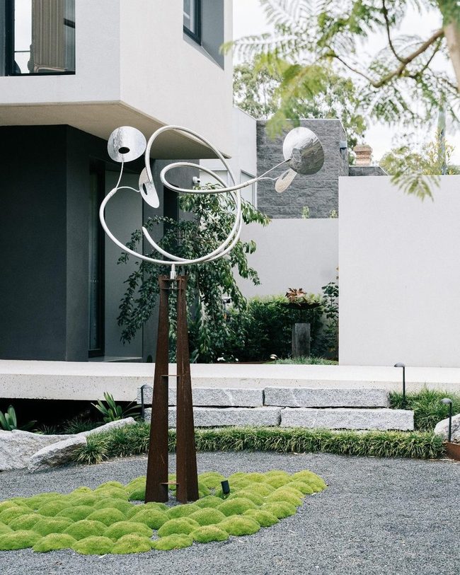 Kinetic Metal Garden Sculpture