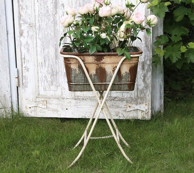 Weathered Wood Flower Stand Revival