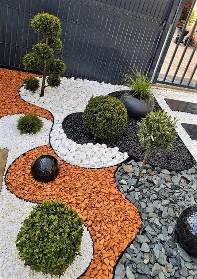 Neutral Stone Patterns Front Yard