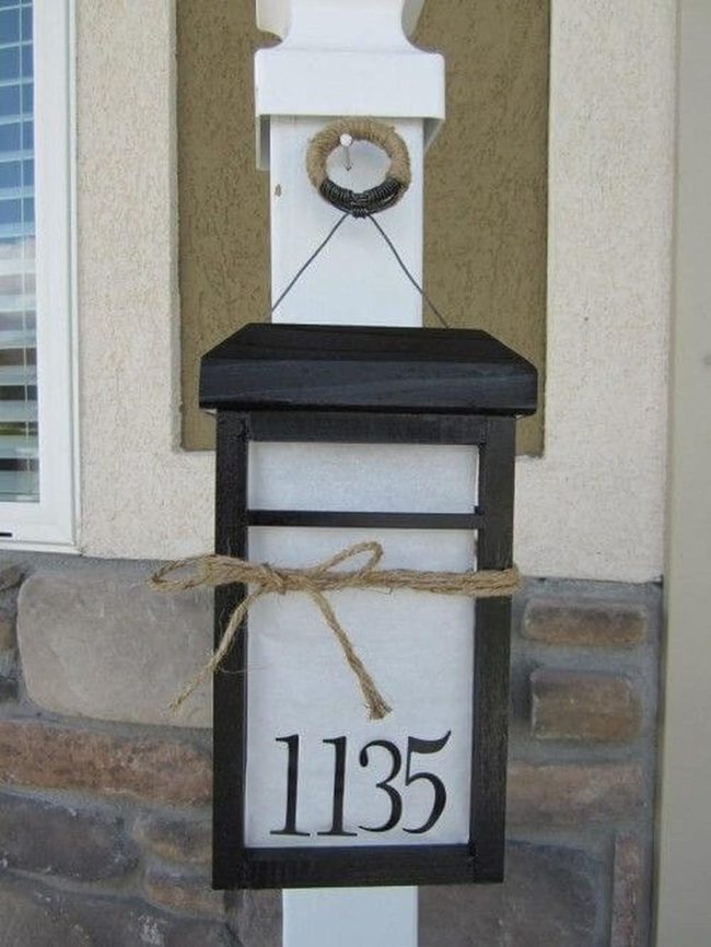 Dark Wood House Number With Twine Bow