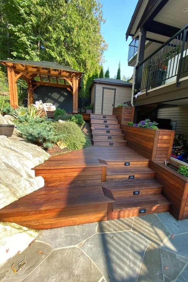 Ipe Oak Deck With Stone Integration
