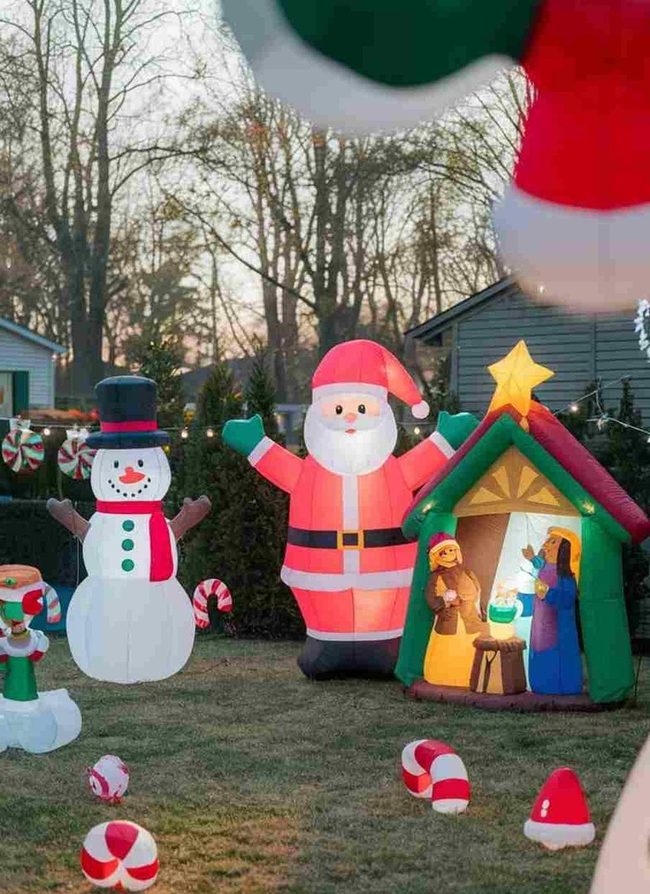 Giant Inflatable Christmas Characters