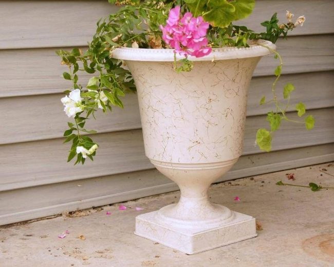 Weathered Urn Planter With Drip Glaze