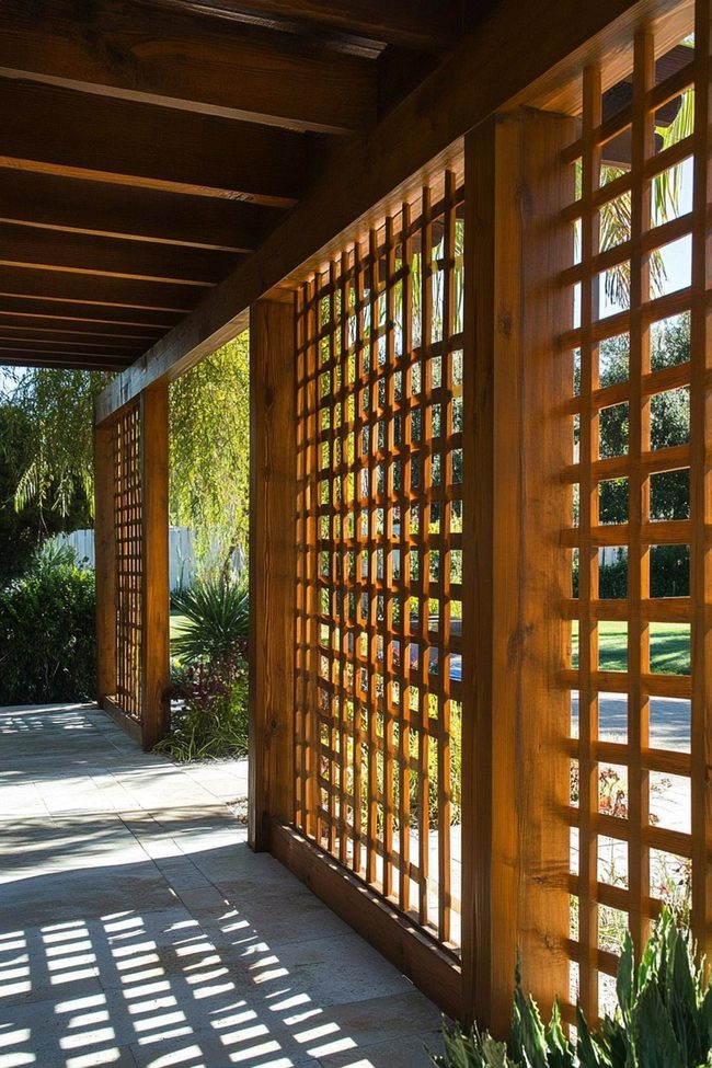 Wooden Lattice With Climbing Vines